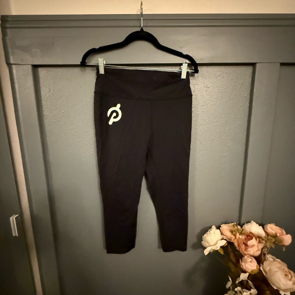 Peloton Black Leggings with Cropped Length and Logo